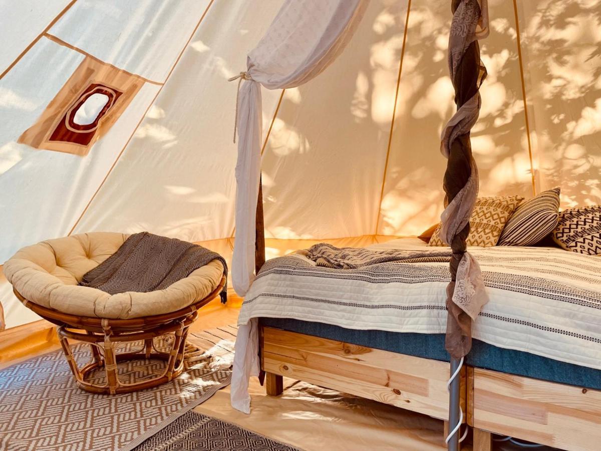 Koh Tenta A B&B In A Luxury Glamping Style 마리에프레드 외부 사진