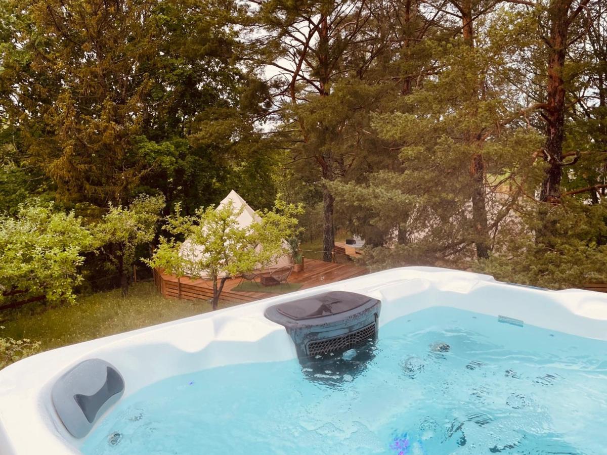 Koh Tenta A B&B In A Luxury Glamping Style 마리에프레드 외부 사진